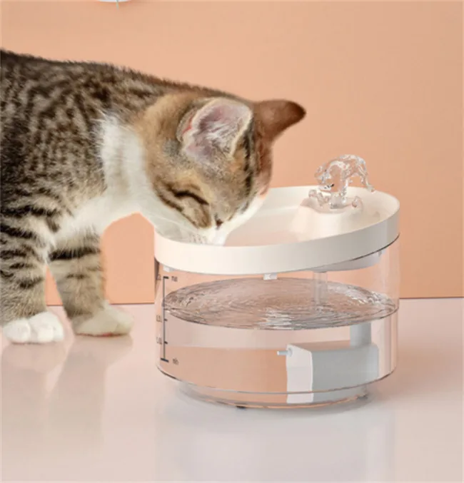 Compact 2.2L Pet Water Fountain, Ultra-Quiet with Filter - detail